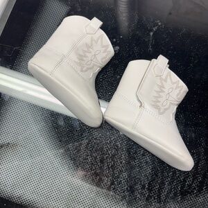 Cowboy boots  White Baby Walker Booties